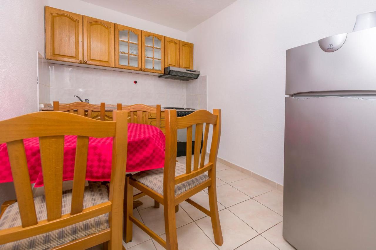 Apartments Ivat Rogoznica  Kültér fotó