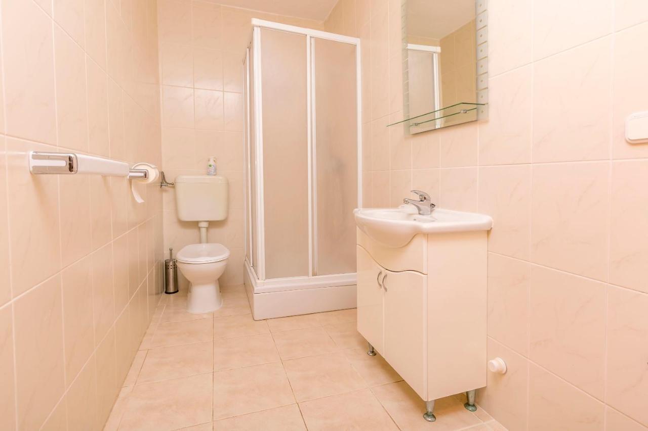 Apartments Ivat Rogoznica  Kültér fotó