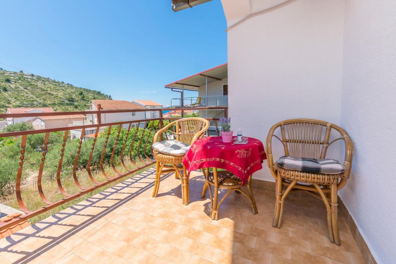 Apartments Ivat Rogoznica  Kültér fotó